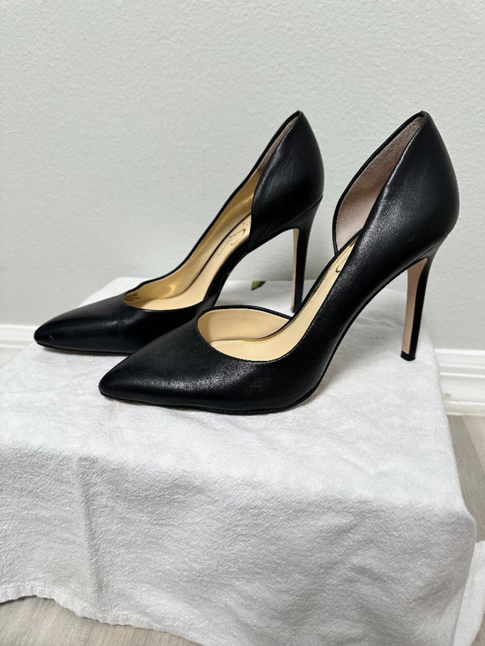Jessica Simpson Black Pointed Toe D'Orsay Pumps Size 8